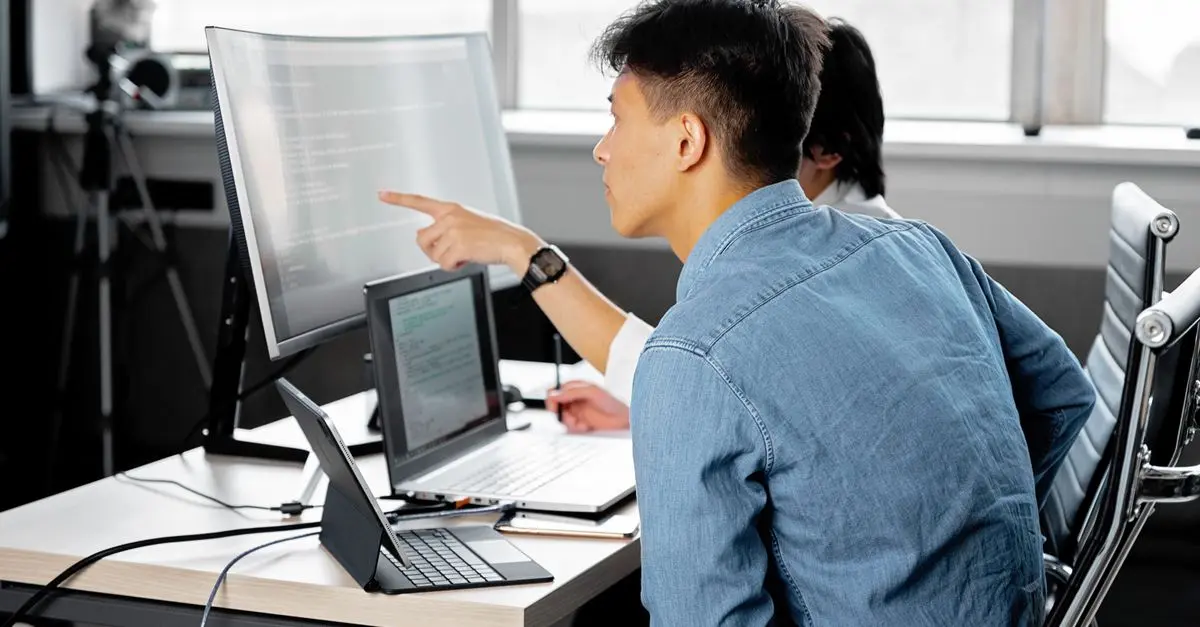 Top 10 Tips for Aspiring Developers to Build a Strong Foundation