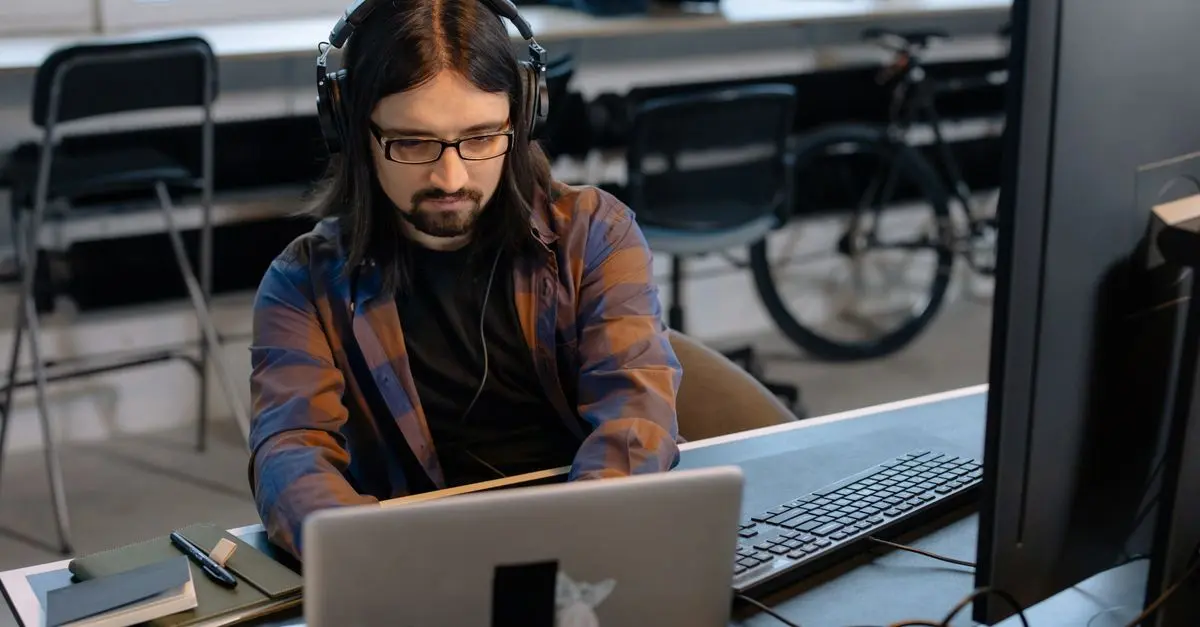 How to Build a Strong Developer Mindset for Success