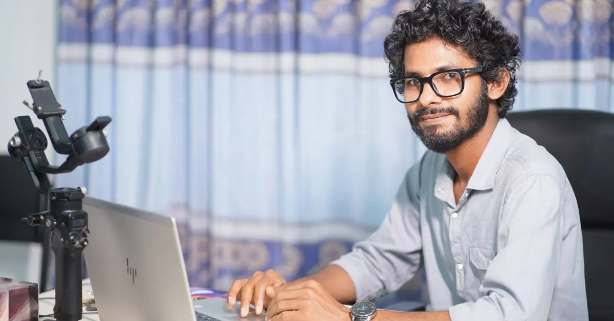 10 Essential Tips to Build a Successful Developer Career