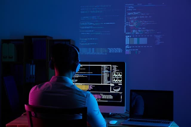 How to Choose the Right Developer Specialization for You